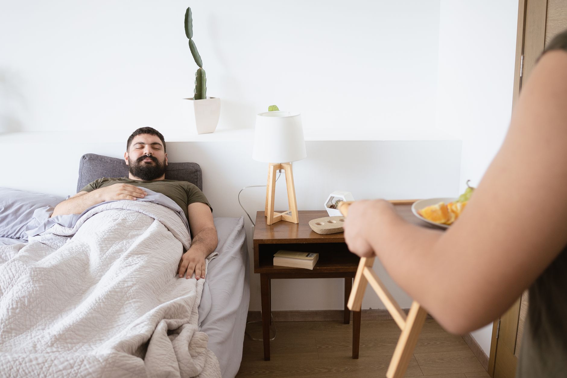 Foods That Improve Sleep Quality: What to Eat and Avoid Before Bed